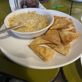 Swill Apothecafe By Blacksmiths - MD Crab Dip with Homemade Pita Chips - Pop-Up Restaurants Near Me - Baltimore, Maryland