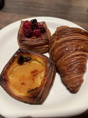 Boulangerie & Cafe Gout by null