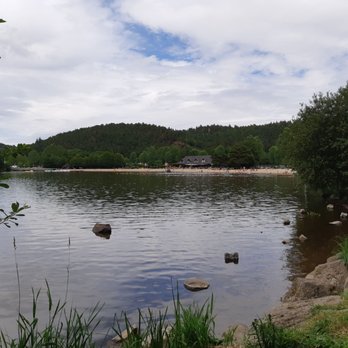 Lac Chambon - Lakes Near Me