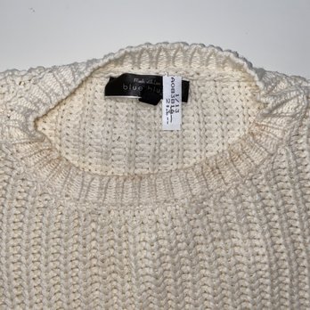 A-1 Dry Cleaners - Makeup around the neck of the sweater - Dry Cleaning Near Me - Kingwood, Texas A-1 Dry Cleaners - Makeup around the neck of the sweater - Dry Cleaning Near Me - Kingwood, Texas