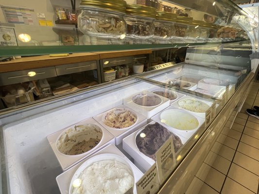 Sarah's Handmade Ice Cream River Road by null