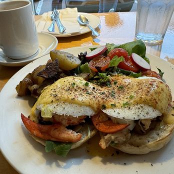 Leonhard's Café & Restaurant - The Poached and pampered Benny. - Coffee & Tea Near Me - Charlottetown, Prince Edward Island