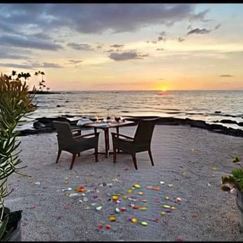 Ainahua Florals - Custom Rose Petal Sprinkle - Florists Near Me - Kamuela, Hawaii Ainahua Florals - Custom Rose Petal Sprinkle - Florists Near Me - Kamuela, Hawaii