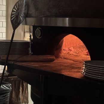 Lampo - Italian Near Me - Charlottesville, Virginia