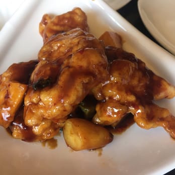 Grace's Mandarin - HH mandarin chicken $12 bleh - Asian Fusion Near Me - Oxon Hill, Maryland