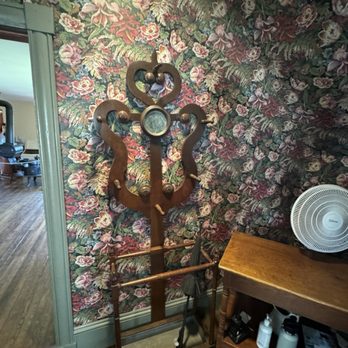 Green Gables Heritage Place - Parlor - Landmarks & Historical Buildings Near Me - Cavendish, Prince Edward Island
