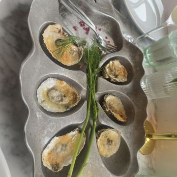 Pridwin Hotel - Chargrilled Oysters - Hotels Near Me - Shelter Island, New York Pridwin Hotel - Chargrilled Oysters - Hotels Near Me - Shelter Island, New York
