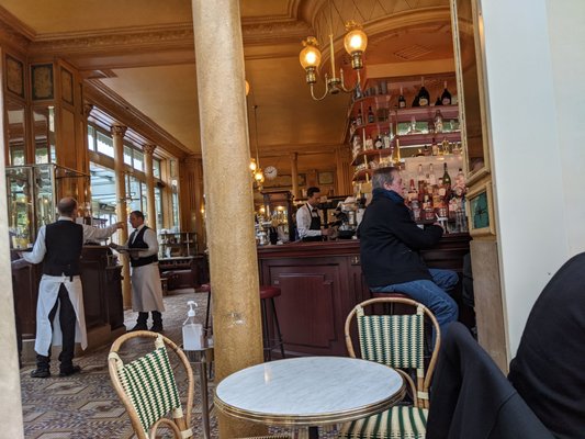 Les Deux Palais by null