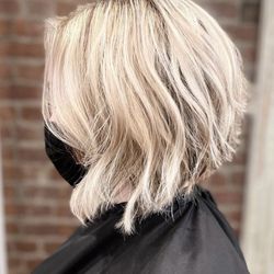 Sullivan & Main - #instafamous