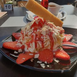 Eiscafe Cortina