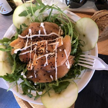 Pronto - Smoked salmon with black sesame seed and arugula salad - Sandwiches Near Me - Rome, RM Pronto - Smoked salmon with black sesame seed and arugula salad - Sandwiches Near Me - Rome, RM