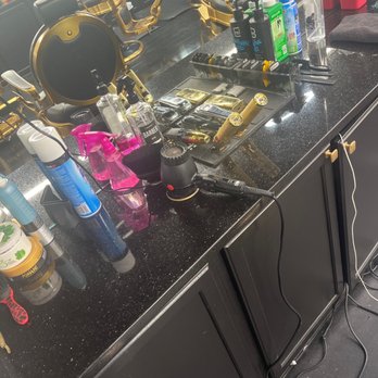 Finos Barbershop - Barbers Near Me - Silver Spring, Maryland Finos Barbershop - Barbers Near Me - Silver Spring, Maryland