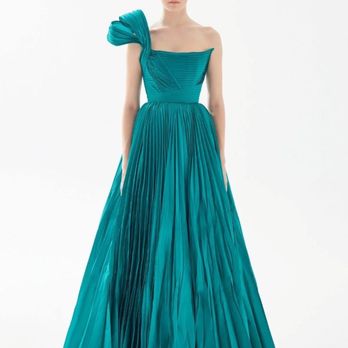 La Fayette Couture - Tarik Ediz pleated gown custom fitted at La Fayette Couture - Jewelry Near Me - Los Angeles, California