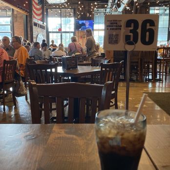 Edley's Bar-B-Que - Barbeque Near Me - Franklin, Tennessee