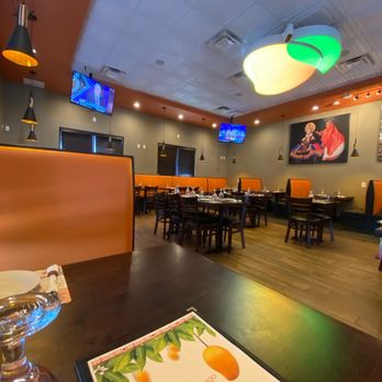 Curry Mango - A hip indoor setup - Indian Near Me - Lakeland, Florida Curry Mango - A hip indoor setup - Indian Near Me - Lakeland, Florida
