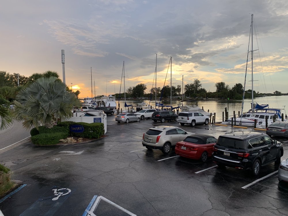 Crow's Nest Restaurant & Marina
