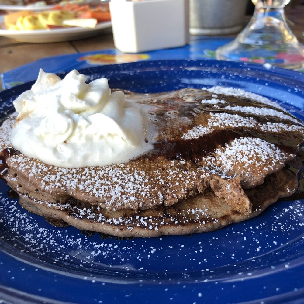 Chocolate Hotcakes. Actual mexican chocolate in the batter too. Really good. Chocolate Hotcakes. Actual mexican chocolate in the batter too. Really good.