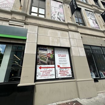 Zarin Fabrics - Google maps takes you to the wrong side of the building - Fabric Stores Near Me - New York, New York