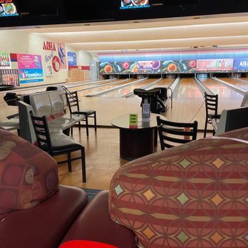 Aiea Bowl - Bowling and ox tail - Bowling Near Me - Aiea, Hawaii