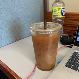 Large (20 oz) iced white chocolate americano, no cream Large (20 oz) iced white chocolate americano, no cream