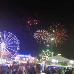 SPORTIME Lake Isle - Grucci Fireworks