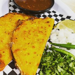 Dame Mas Urban Cantina - Quesataco