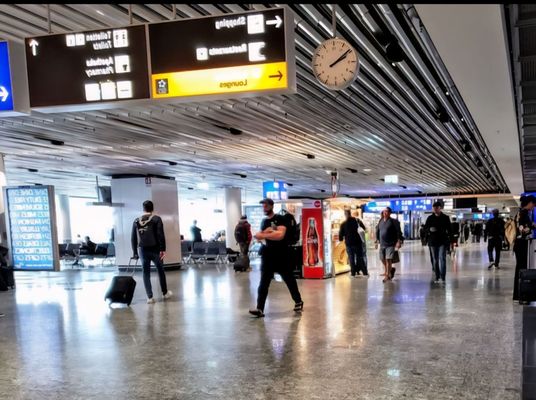 Frankfurt Airport by null