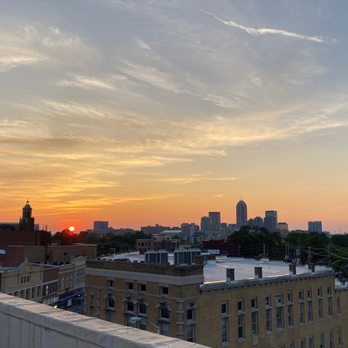 Rooftop Garden Cocktail Lounge - Bars Near Me - Indianapolis, Indiana