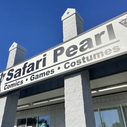 Safari Pearl - Store front.