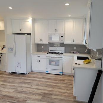 Hillstar Construction - ADU kitchen - General Contractors Near Me Hillstar Construction - ADU kitchen - General Contractors Near Me