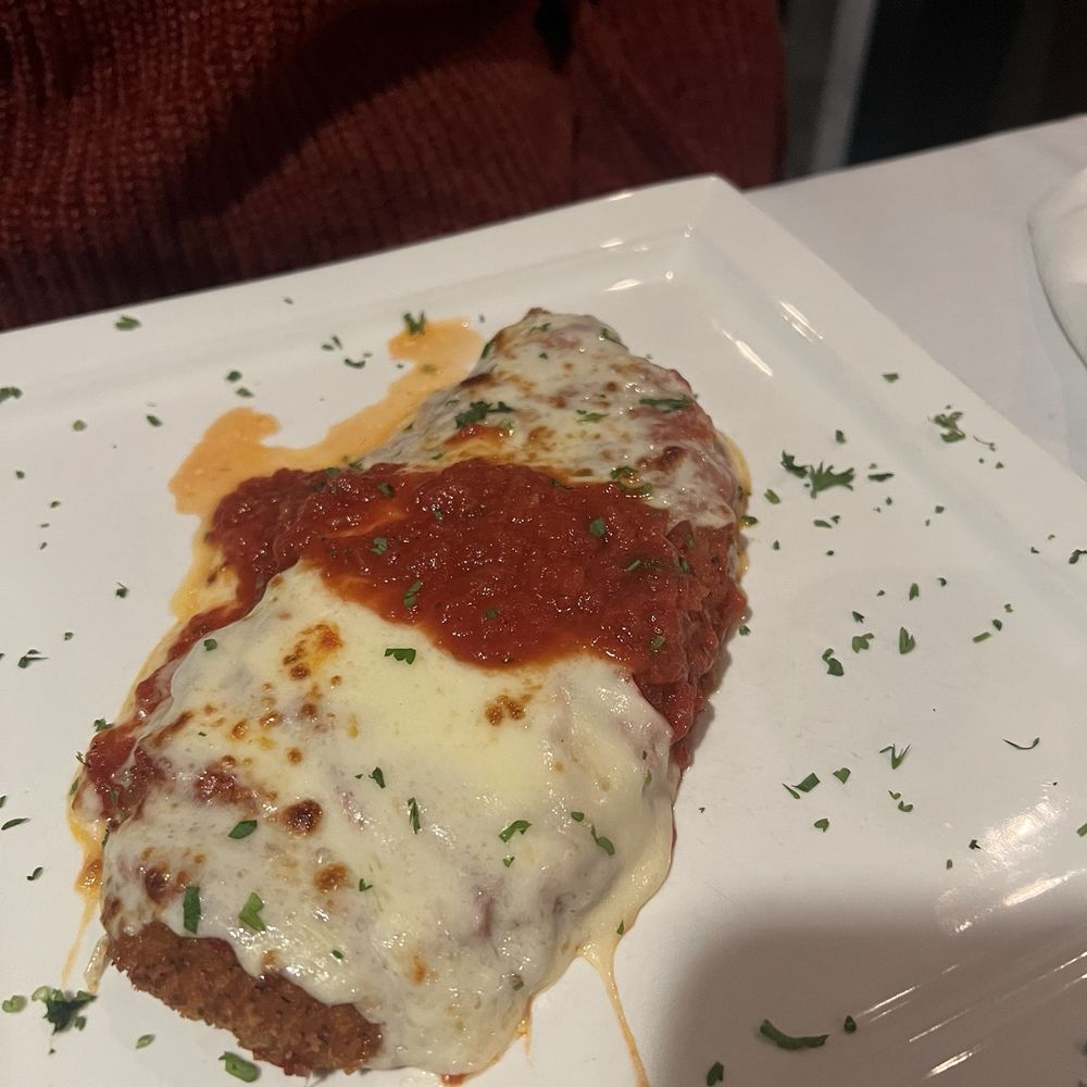 Ristorante Di Sofia - Chicken Parmigiana - Italian Near Me - Stratford, Connecticut Ristorante Di Sofia - Chicken Parmigiana - Italian Near Me - Stratford, Connecticut