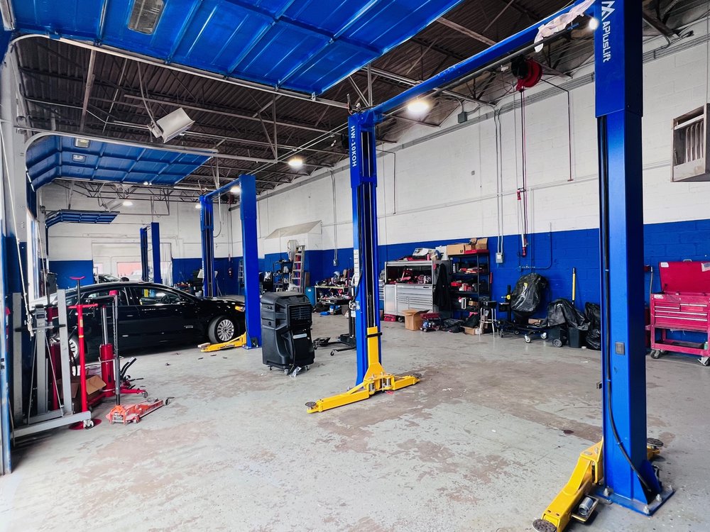 VINS AUTO CARE & COLLISION Updated August 2024 9093 Mathis Ave