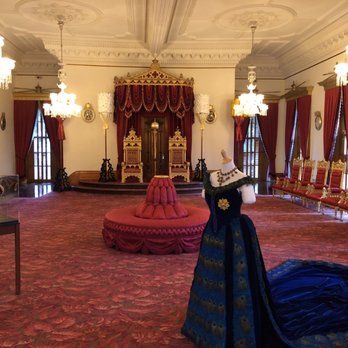 Iolani Palace - The Red Room - Museums Near Me - Honolulu, Hawaii Iolani Palace - The Red Room - Museums Near Me - Honolulu, Hawaii