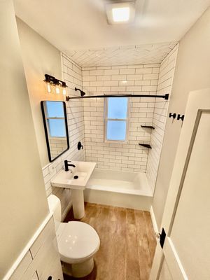 89 home services Logo