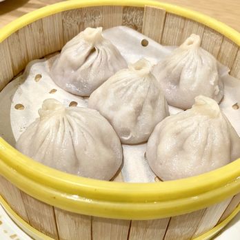 Shanghai time - Shanghainese Steamed Pork Soup Dumpling - Shanghainese Near Me - New York, New York Shanghai time - Shanghainese Steamed Pork Soup Dumpling - Shanghainese Near Me - New York, New York