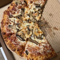 Marco's Pizza - Medium mushroom pizza - okay, not great