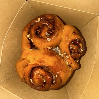Winston’s Cafe & Bakery - Cinnamon Pecan Sticky Bun - Bakeries Near Me - Napa, California Winston’s Cafe & Bakery - Cinnamon Pecan Sticky Bun - Bakeries Near Me - Napa, California