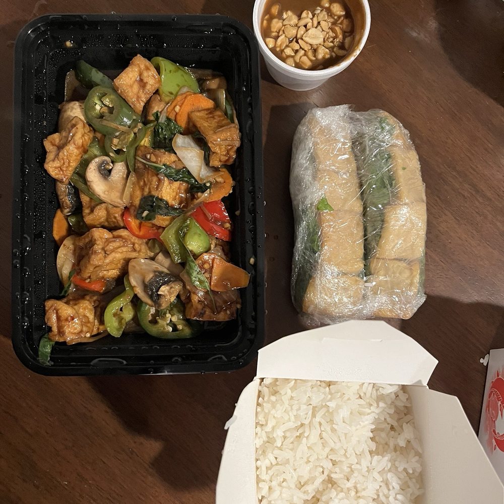 Saigon Quan - Tofu Basil, Spring rolls (tofu), dipping sauce! And white rice. So delicious and fresh! - Chinese Near Me - Austin, Texas Saigon Quan - Tofu Basil, Spring rolls (tofu), dipping sauce! And white rice. So delicious and fresh! - Chinese Near Me - Austin, Texas