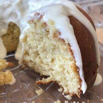 Moonrise Bakehouse - Lemon buttermilk bundt cake - Bakeries Near Me - Brooklyn, New York