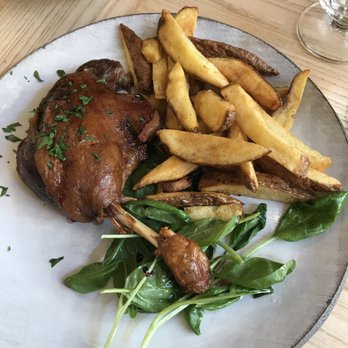 Le Poulbot - Duck confit with french fries - French Near Me - Paris, 75 Le Poulbot - Duck confit with french fries - French Near Me - Paris, 75
