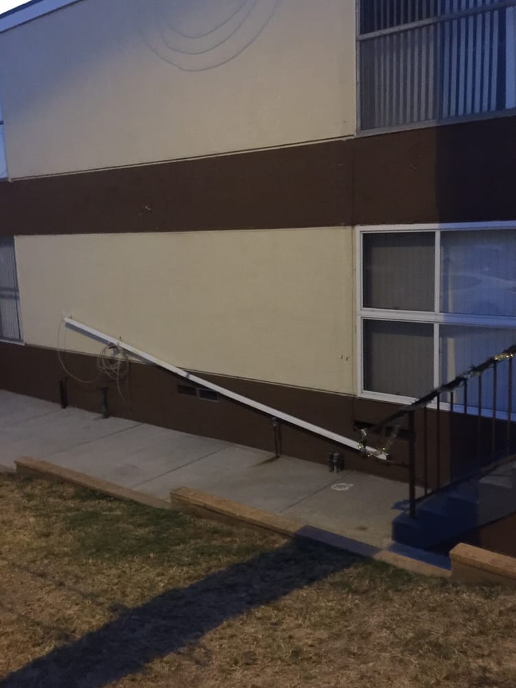 Slide of Navarro Roofing