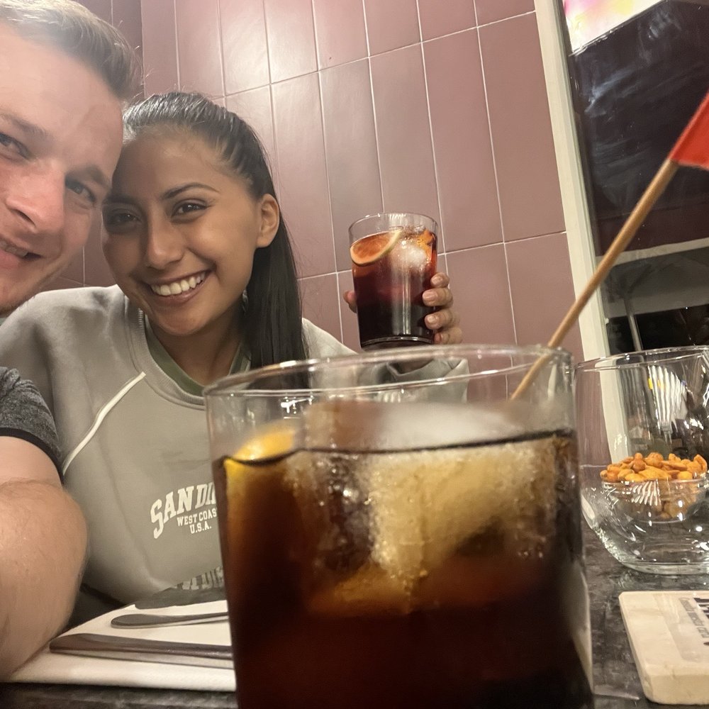 Guisante Rojo - Vermouth y Sangria! - Bars Near Me - València, V