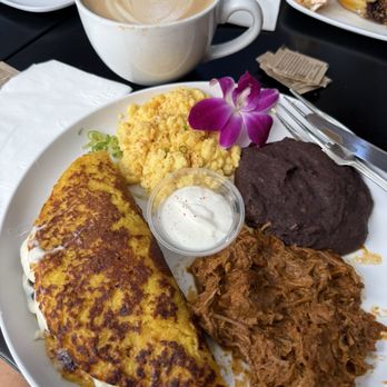 Amara Chocolate & Coffee - Galipan Galipan Corn Cachapa Plate - Coffee & Tea Near Me - Pasadena, California