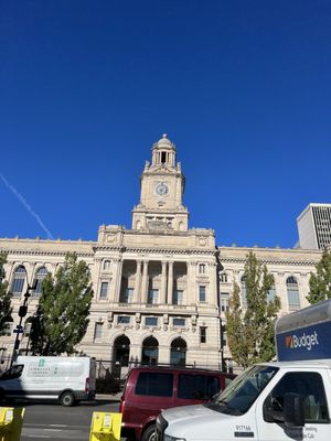 Des Moines' Downtown Farmers’ Market by null