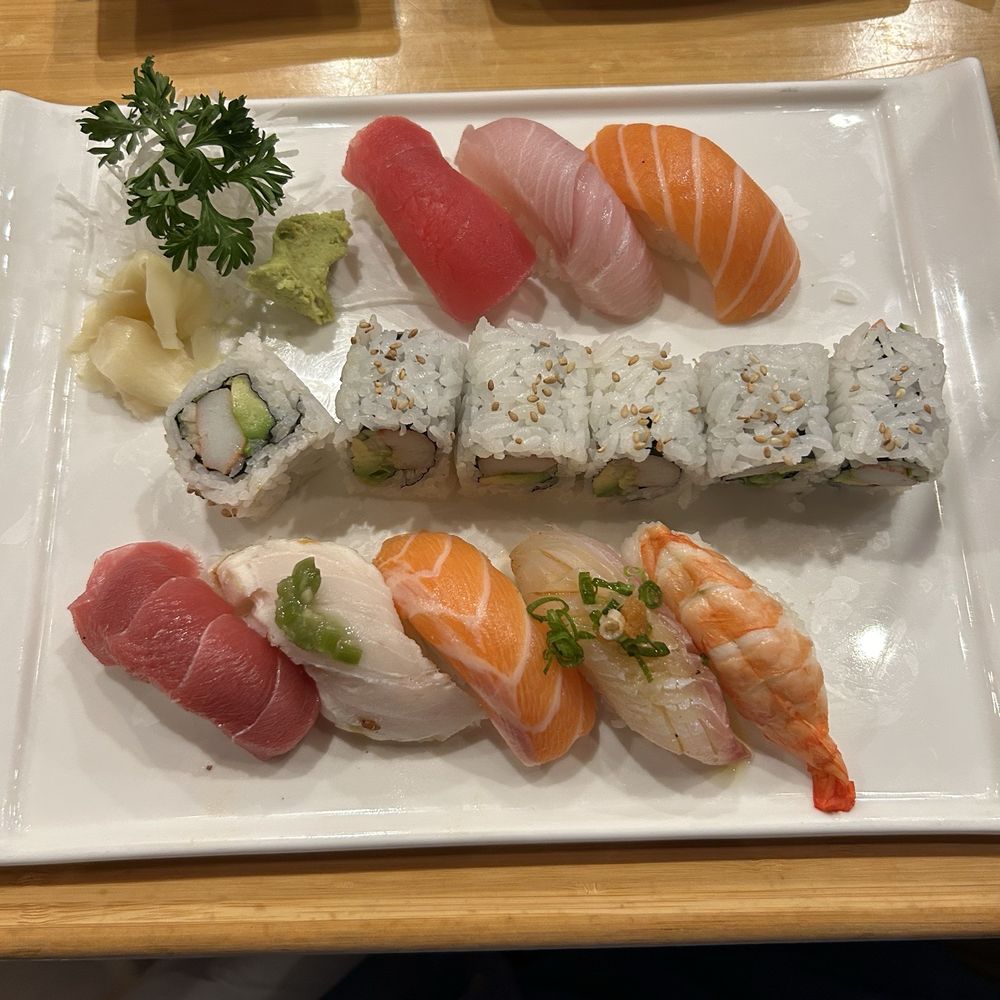 Zushi Bistro - Sushi dinner with California Roll - Sushi Bars Near Me - Virginia Beach, Virginia Zushi Bistro - Sushi dinner with California Roll - Sushi Bars Near Me - Virginia Beach, Virginia
