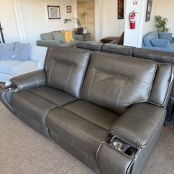 JS Furniture & Mattresses