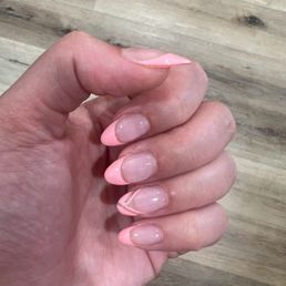 Manicure with hard gel lasting 5 weeks