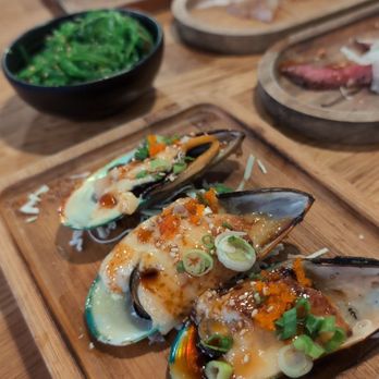 Aikan Sushi - Broiled mussels - Izakaya Near Me - Northridge, California