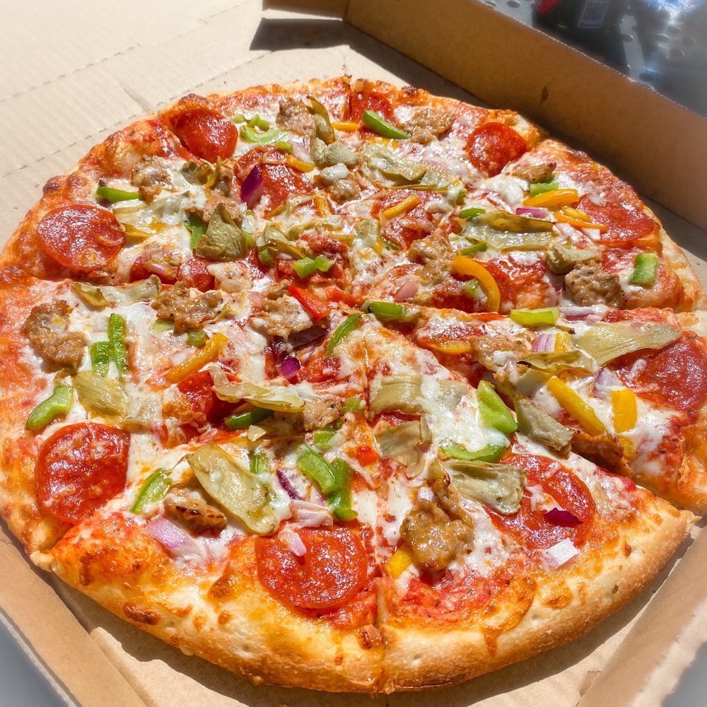 Ray's Pizza - The Combo Pizza with Artichoke. - Pizza Near Me - Irvine, California Ray's Pizza - The Combo Pizza with Artichoke. - Pizza Near Me - Irvine, California