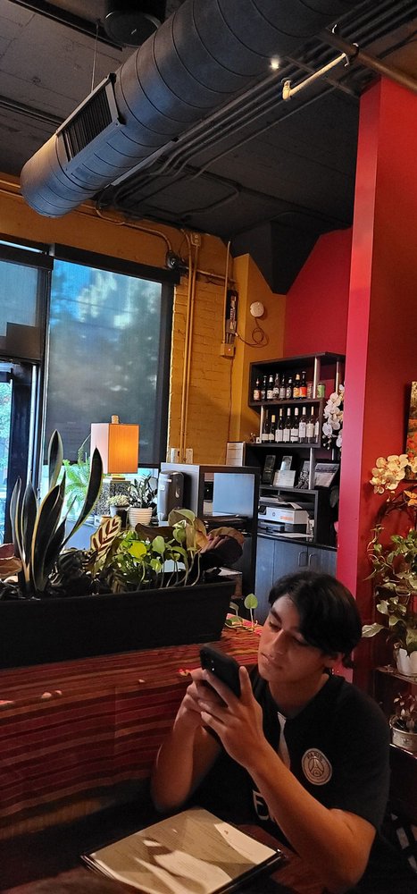 Mai Thai Restaurant